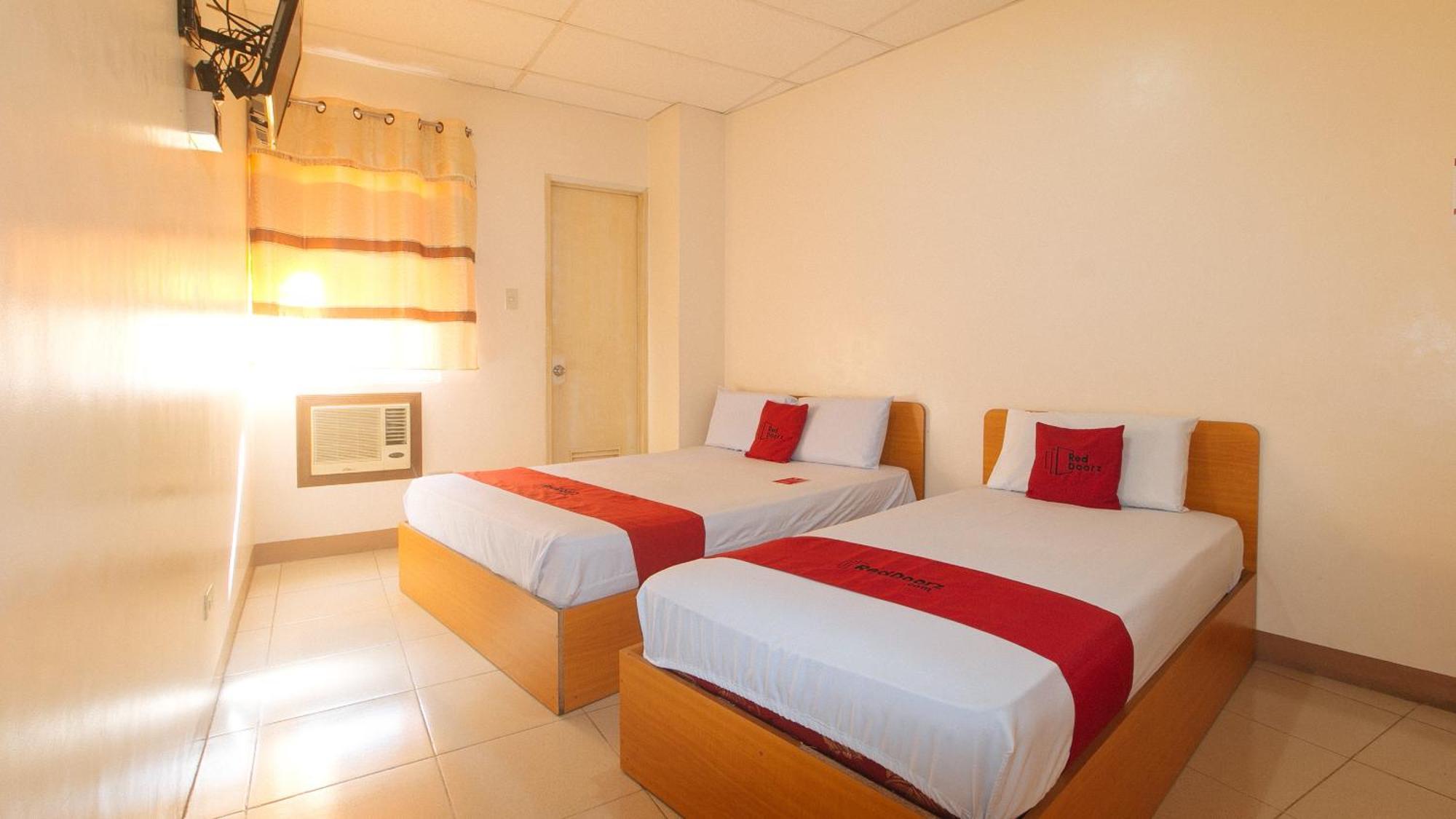 Reddoorz @ Asiana Pension Inn Mandawe Εξωτερικό φωτογραφία