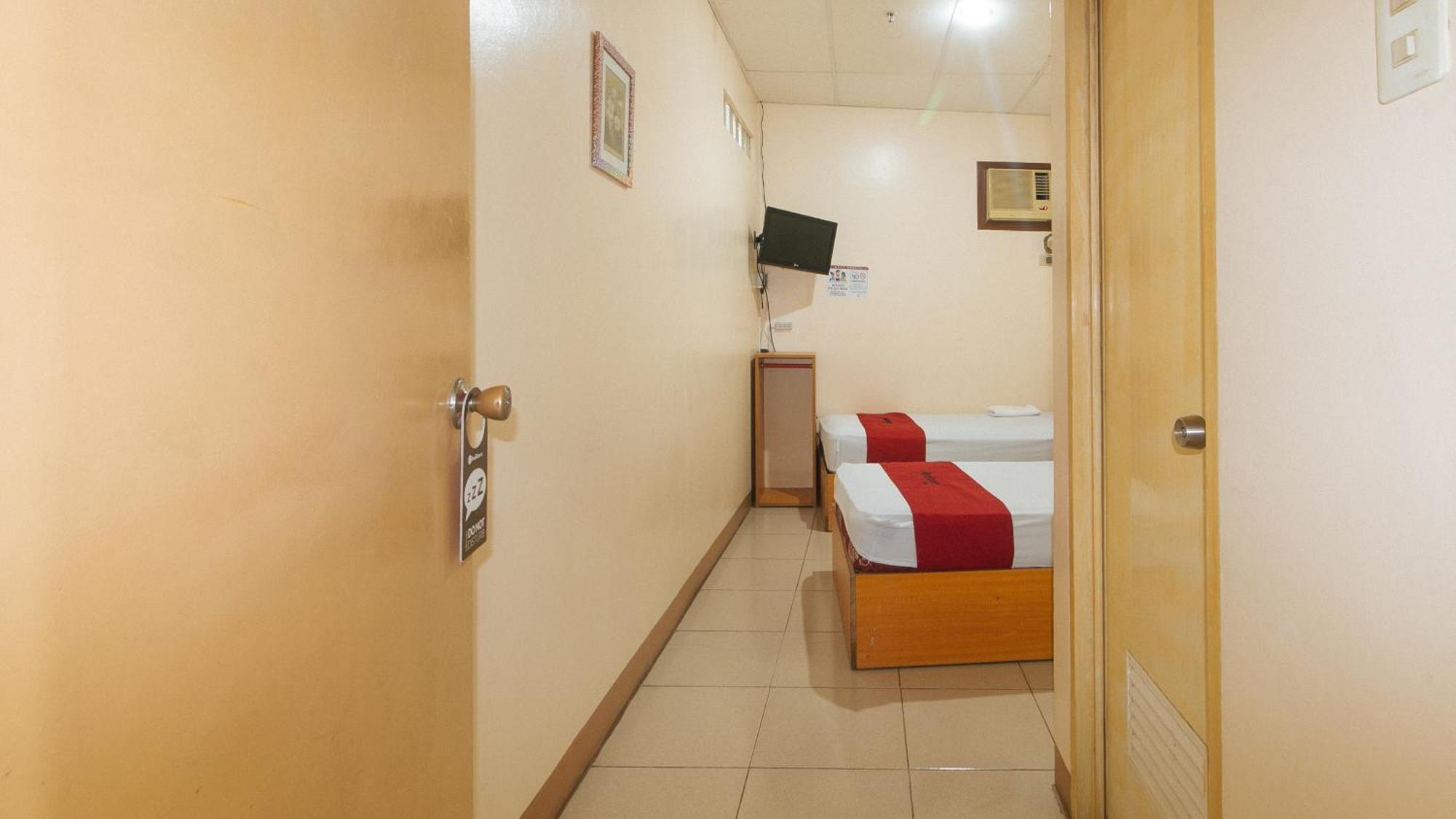Reddoorz @ Asiana Pension Inn Mandawe Εξωτερικό φωτογραφία