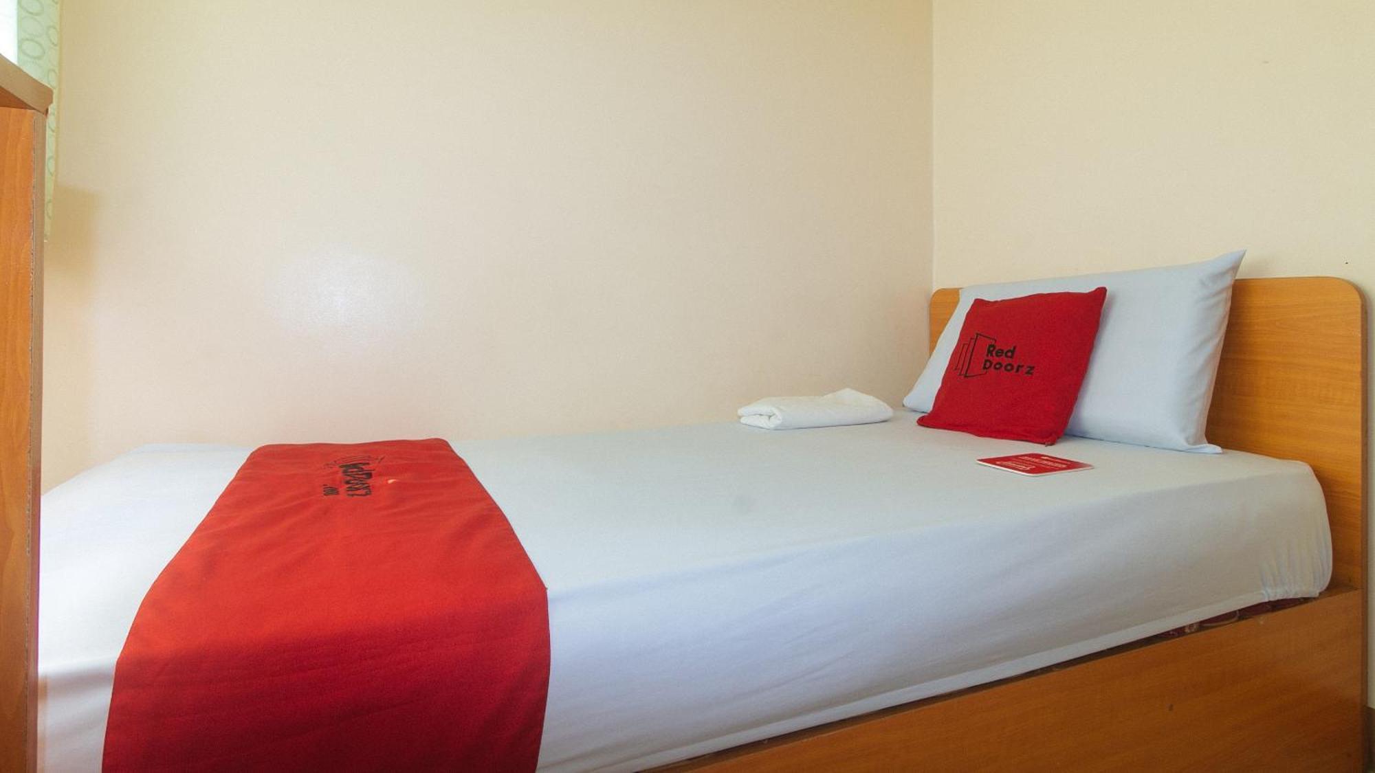 Reddoorz @ Asiana Pension Inn Mandawe Εξωτερικό φωτογραφία